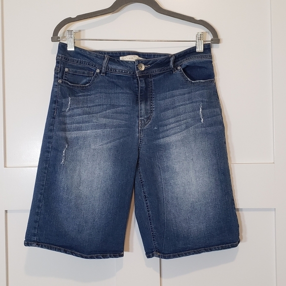 Est. 1946 (Lot of 2) Bermuda Shorts Stretch Blue White Patriotic Sz 8 Patriotic - Picture 9 of 16